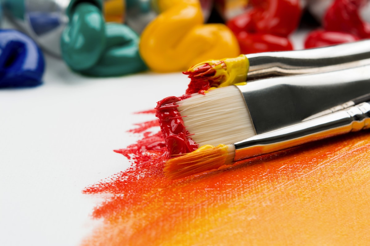 Peinture créative en art-thérapie - expression artistique thérapeutique